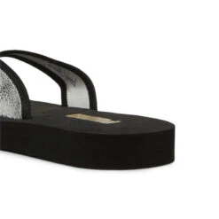 Claquettes Sandy Flip Femme PUMA Black Silver Metallic -Plongée Matériel Magasin claquettes sandy flip femme puma black silver metallic 1